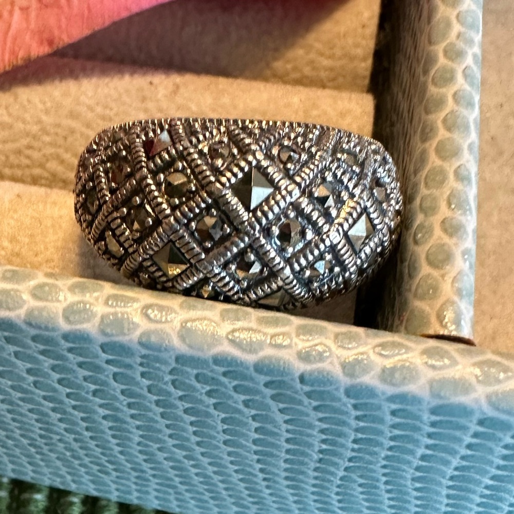 Vintage-Inspired Marcasite Dome Ring in Silver - Picture 2 of 2